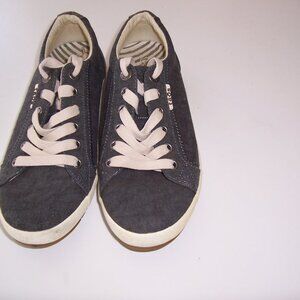 Taos Star Shoes Canvas Low Top Lace Up Comfort Sneakers Size 7